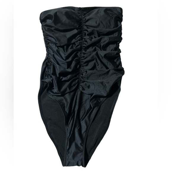 GOOD AMERICAN STRAPLESS RUCHED ONE-PIECE SWIMSUIT - Picture 1 of 4